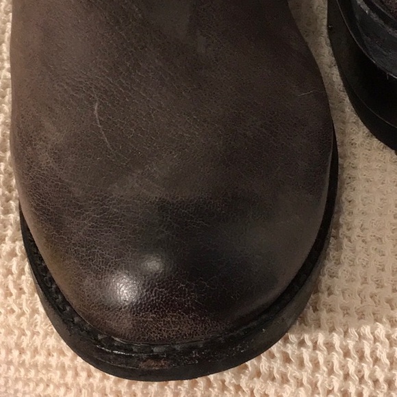 VINCE CAMUTO BOOTS in Distressed Grey Sz. 7M - Picture 3 of 7